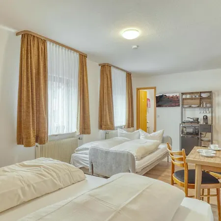 Lovely In Bischofsheim Appartamento